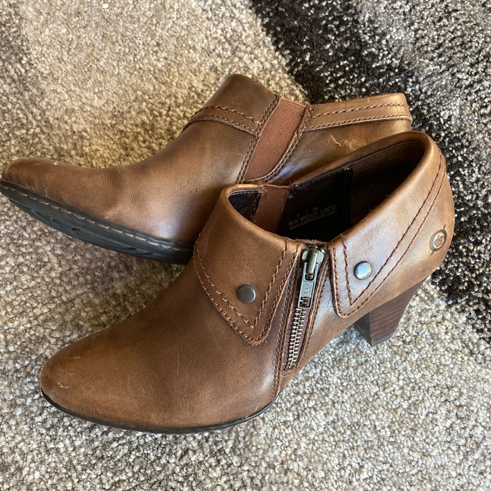 Born Hand-crafted Distressed Tan Leather Shootie Size 7